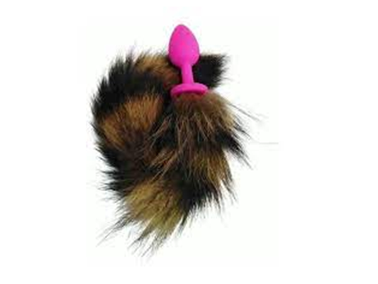 PLUG CON COLA MYNA